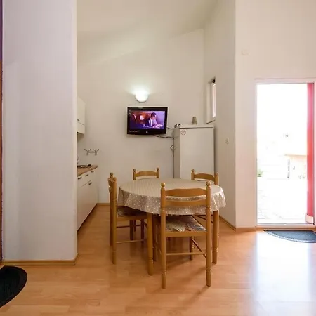 In With Seaview, Terrace, Air Condition, Wifi * Trogir