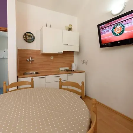 In With Seaview, Terrace, Air Condition, Wifi