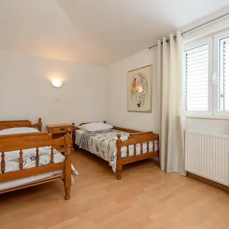 In With Seaview, Terrace, Air Condition, Wifi * Trogir